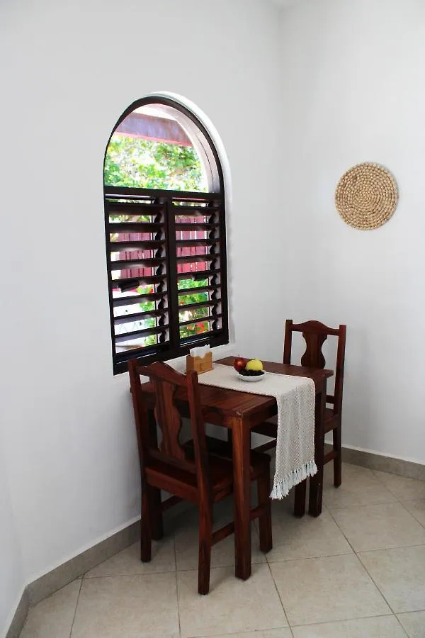 Casa Colibri Tankah Bed & Breakfast Tulum 2*,  Mexico