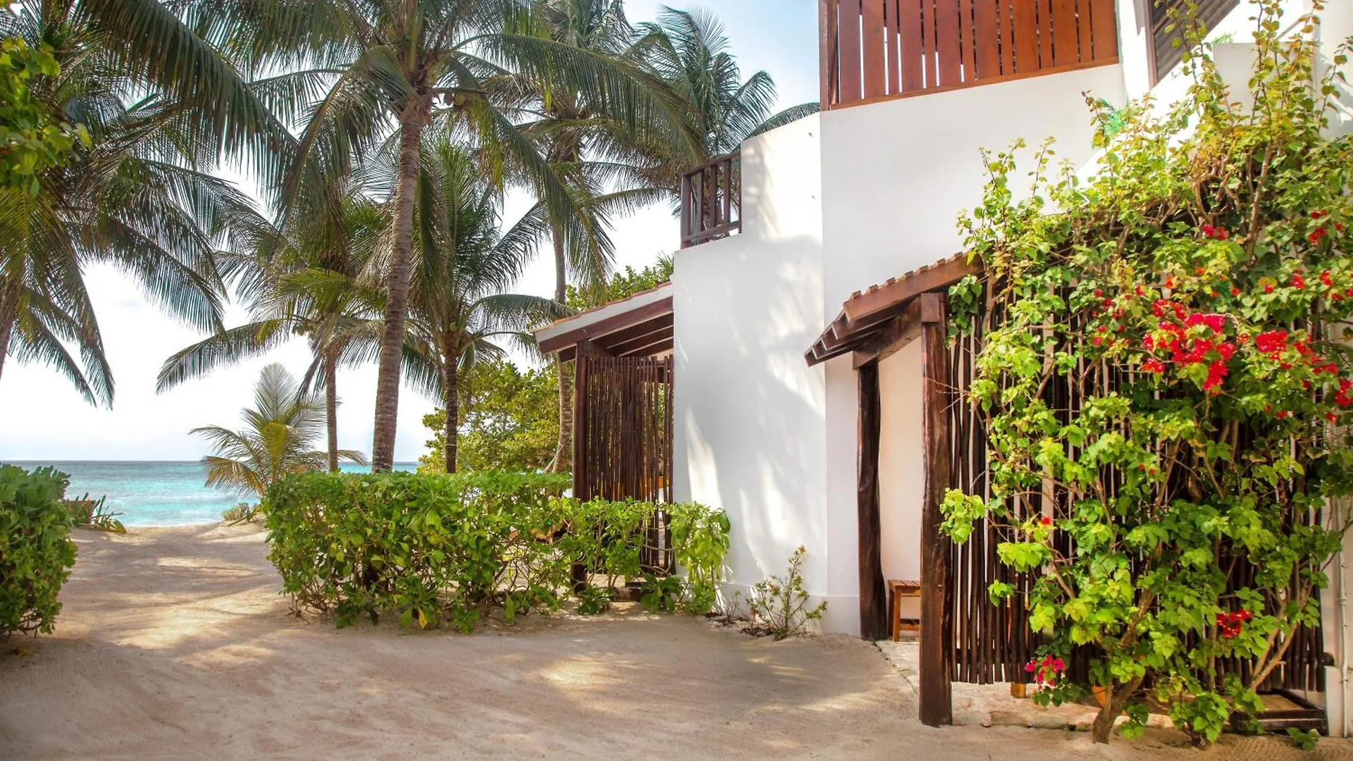 **  Casa Colibri Tankah Bed & Breakfast Tulum Mexico